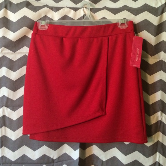 Xhilaration Dresses & Skirts - 🌸Xhiliration Red Miniskirt
