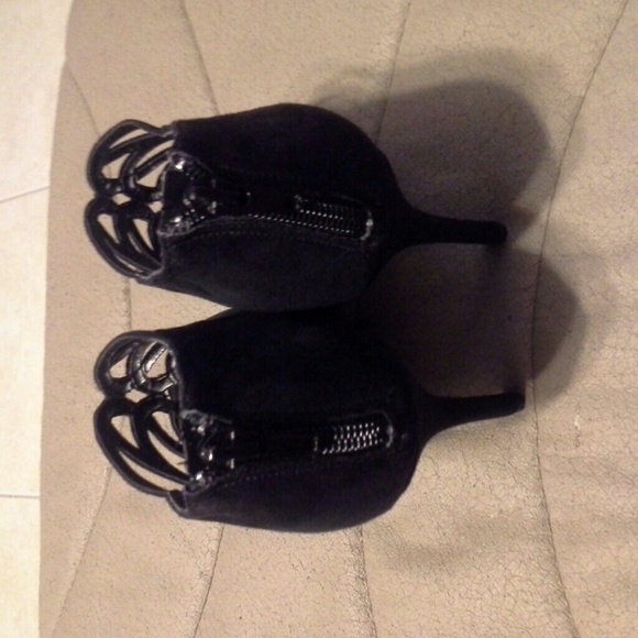 Nina High heels - Picture 2 of 3