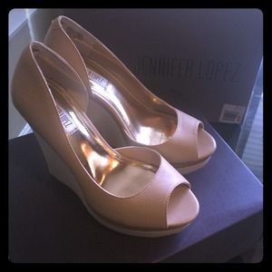 Jennifer Lopez nude heels! NEVER worn