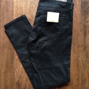 AG Stevie Ankle Slim Straight Pants