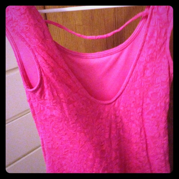 TRADED ❌ Pink lace bodycon dress