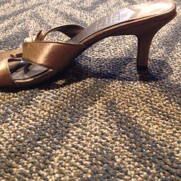 Shoes - Picture 3 of 3