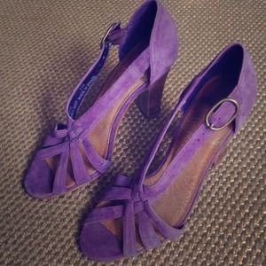 Purple summer heels