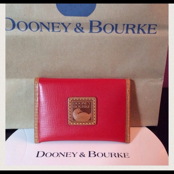 NWOT RED LEATHER DOONEY AND BOURKE CARD HOLDER