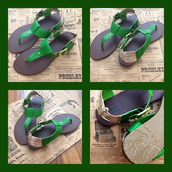 Never worn Green Sandals w/Gold embellishments...