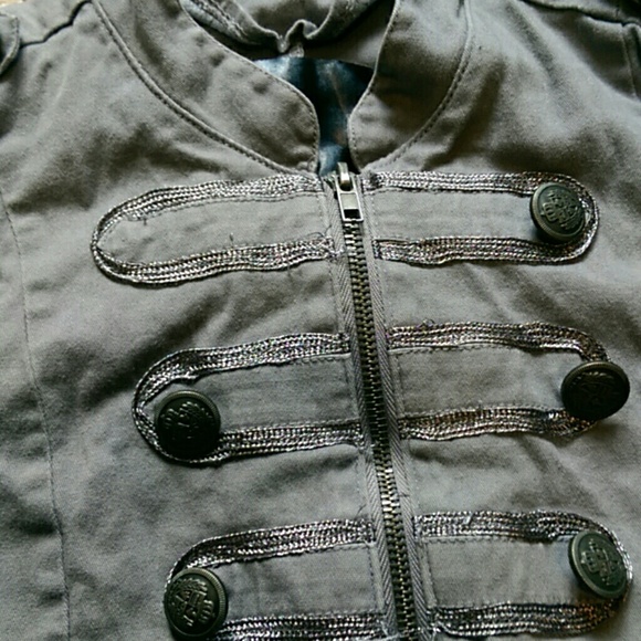 Jacket Size Small - Picture 2 of 4