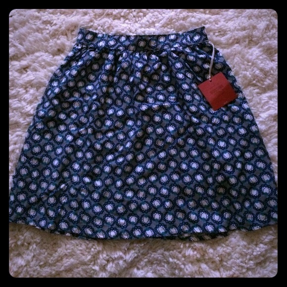 High waisted skirt size small - Picture 1 of 2