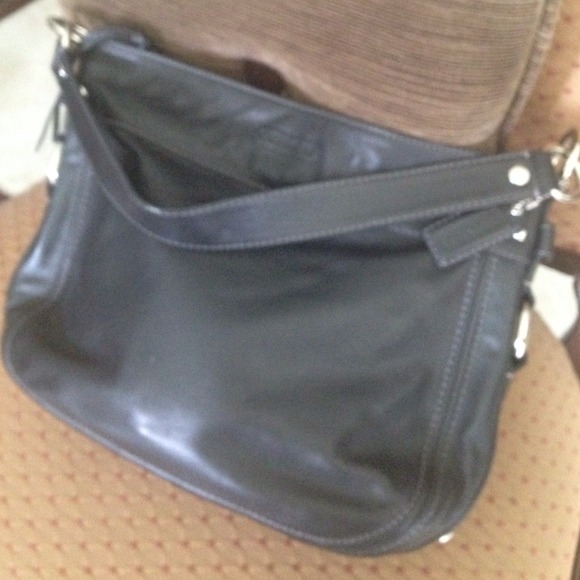 Couch black leather bag