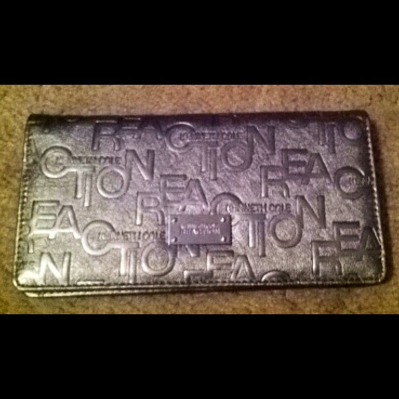 Kenneth Cole Reaction *limited edition* wallet - Picture 1 of 2