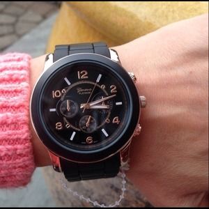 Black & Gold 2014 Lg Face Trend Watch