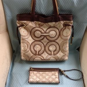 Coach purse and wallet