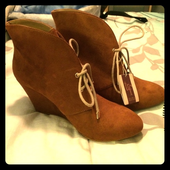 TRF Zara Brown Platform booties
