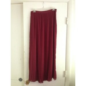 Burgundy pleated chiffon maxi skirt