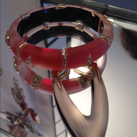 Light Gray Alexis Bittar Lucite Statement Earrings - Picture 2 of 2