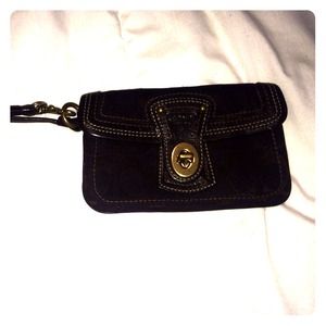 💯🔻JUST REDUCED🔻Authentic striped coach wristlet