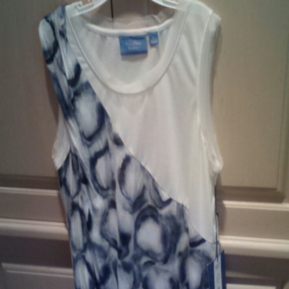 Vera wang/kohls Tops Reduced Cream And Blue Sleeveless Top Poshmark