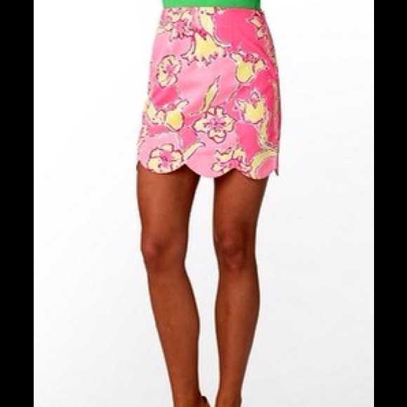Lilly Pulitzer Dresses & Skirts - Lilly Pulitzer Lynnie Floral skirt w scallop hem