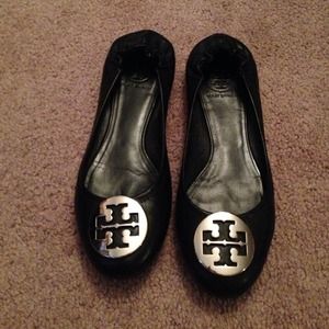 Tory Burch Flats black w/ silver hardware