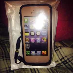 iPhone 5 shockproof/waterproof case grey
