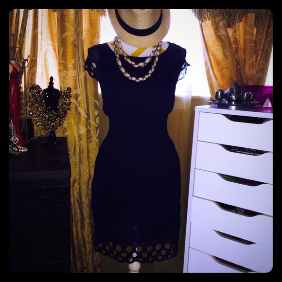 Bar III dress beautiful silk chiffon navy dress
