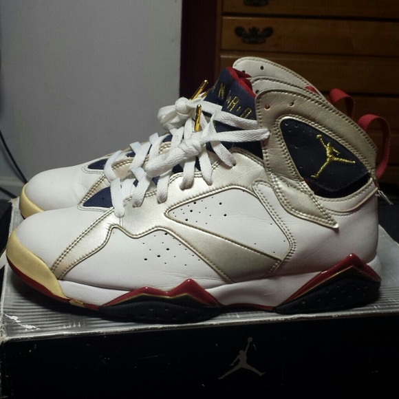 AIR JORDAN OLYMPIC 7S 2004 SIZE 8.5 - Picture 3 of 4