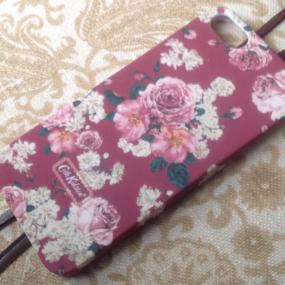 *Bundled*Cath Kidston iPhone 5 & 5S Timeless Glam - Picture 2 of 3