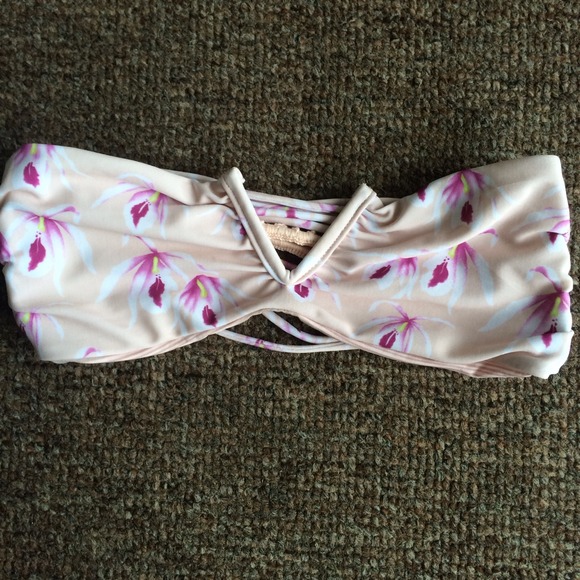 ❌SOLD❌Acacia Island Orchid Ohia top size Small - Picture 1 of 4