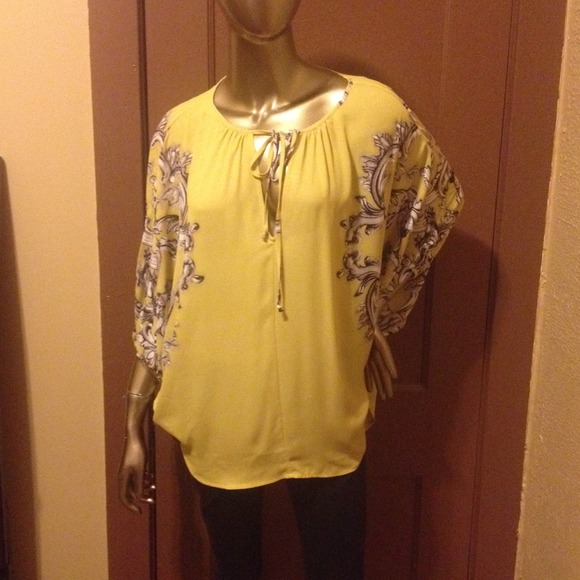 bcbgmaxazria blouse