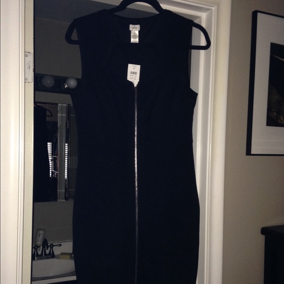 SOLD - locally - Picture 4 of 4