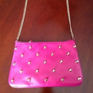 🌷Pretty in studs🌷💖ON SALE💖