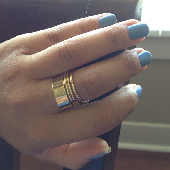 Adjustable "Stackable" Ring - Picture 3 of 3