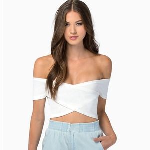 Tobi zip me up crop top