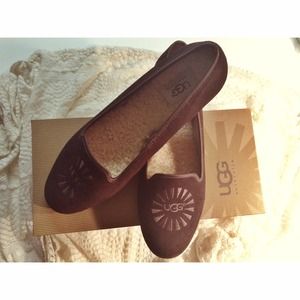 UGG Alloway Flats