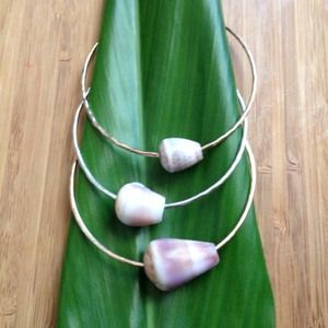 Hawaiian Seashell Bangle Set