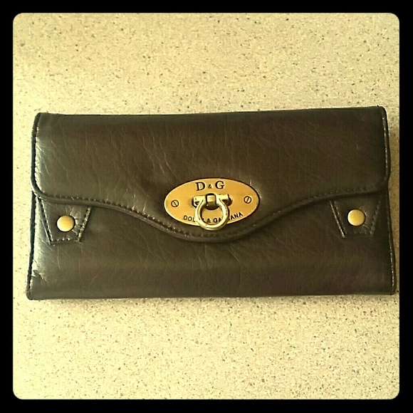 SOLD Dolce & Gabbana wallet