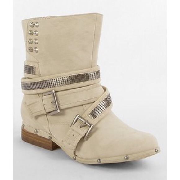 New Not Rated Two Step Boot