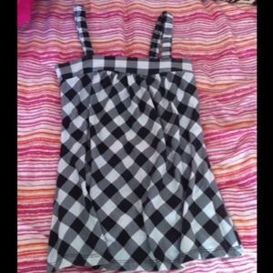 Boutique black and white tank top