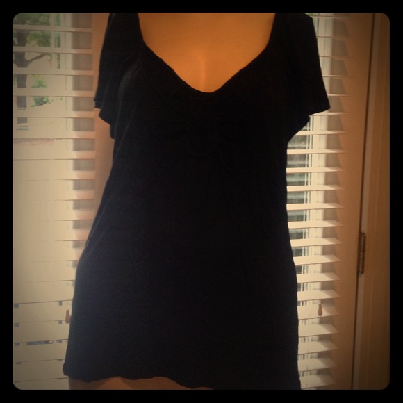 Gorgeous black top