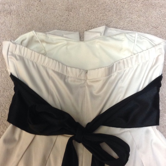 BUNDLED Mystic Contemporary dress - Picture 4 of 4