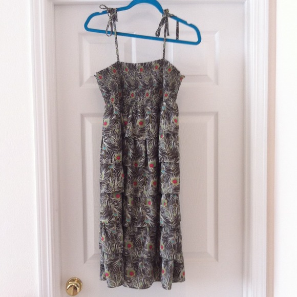 Adorable Ruffled Sundress - Picture 1 of 3