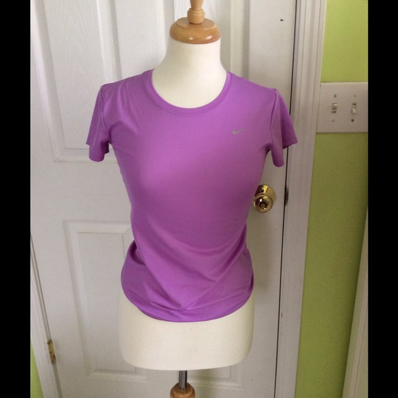 Nike Dri-Fit shirt (PURPLE)