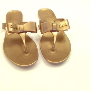 COACH Authentic Pretty Gold Bronze Bow Jelly