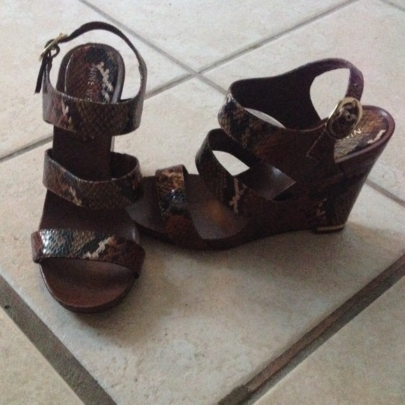 Nine West shoes/wedges