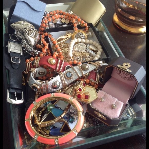 JEWELRY BOX SALE!! NEW JEWELRY LISTED!!