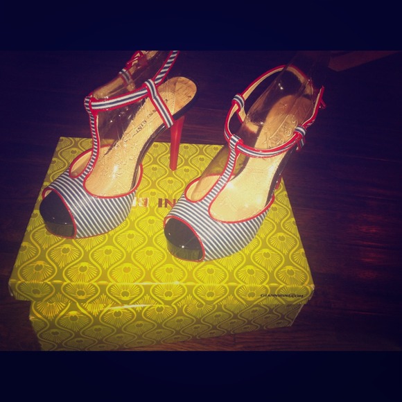 Gianni Bini nautical platform heels