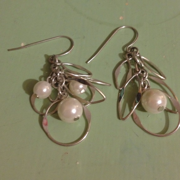 Pearl and Silver Dangle Earrings