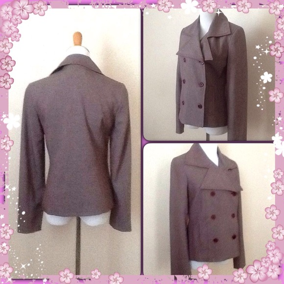 To The Max Jacket - Picture 3 of 4