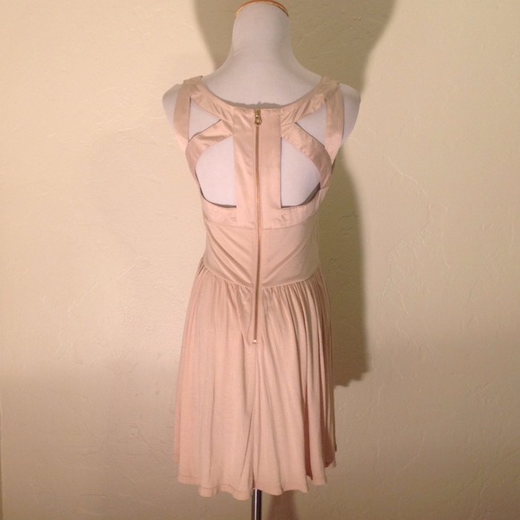 BUNDLED! Tan cut out dress - Picture 3 of 3