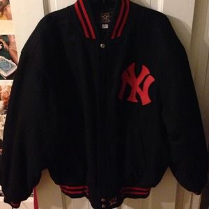 NY Yankees 100% wool and leather baseball jacket