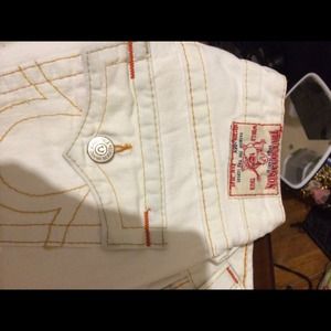 True religion white jeansTRADE WITH MCD